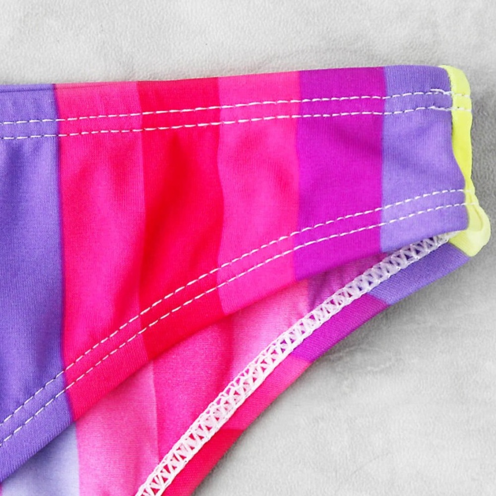 🏆🆕Vibrant stripe off shoulder bikini set - Picture 3 of 4